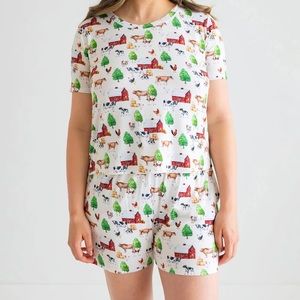 Posh Peanut women’s 2-piece pajama set, size medium